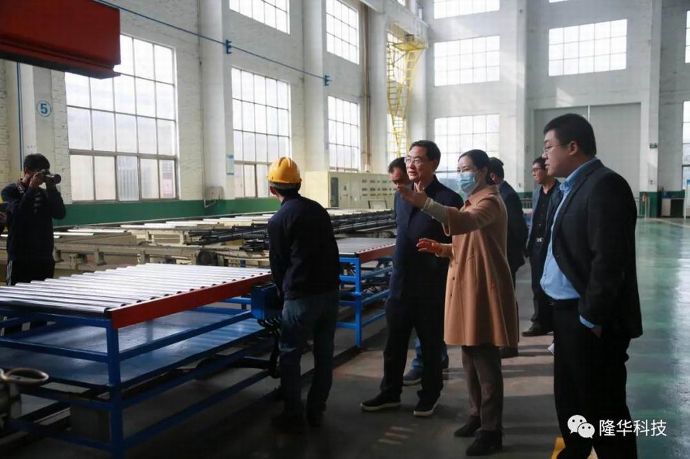 孟津县县委书 记杨劭春一行来ca88官方唯一网站调研指导事情