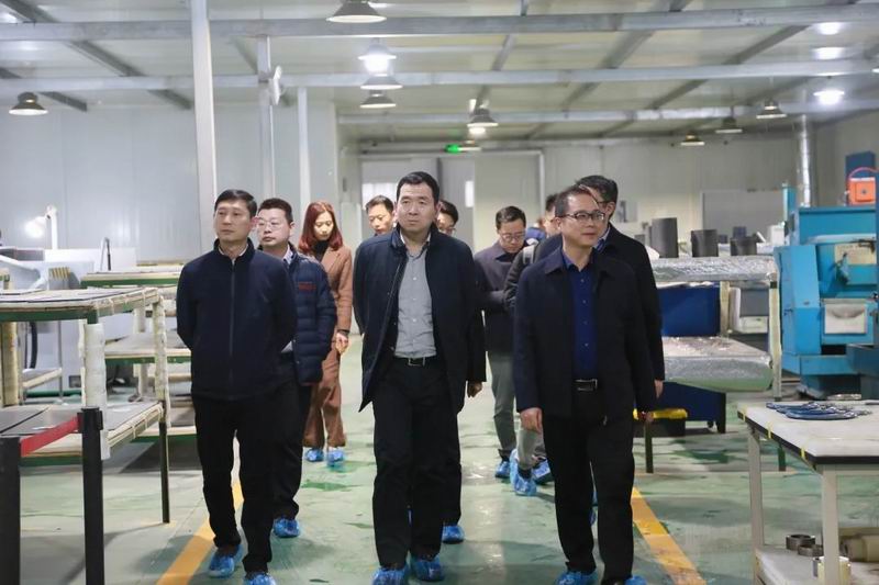 广西北部湾国际港务集团有限公司党委委员、副总司理马正国一行莅临ca88官方唯一网站考察交流