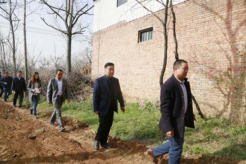 ca88官方唯一网站党委书记李占明深入贫困户调研，，，，，助力精准扶贫