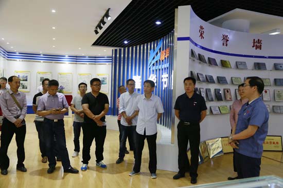 遂平县考察团到ca88官方唯一网站考察交流非公党建事情